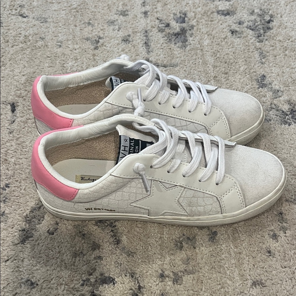 Vintage Havanas White and Pink Sneakers - Picture 2 of 5